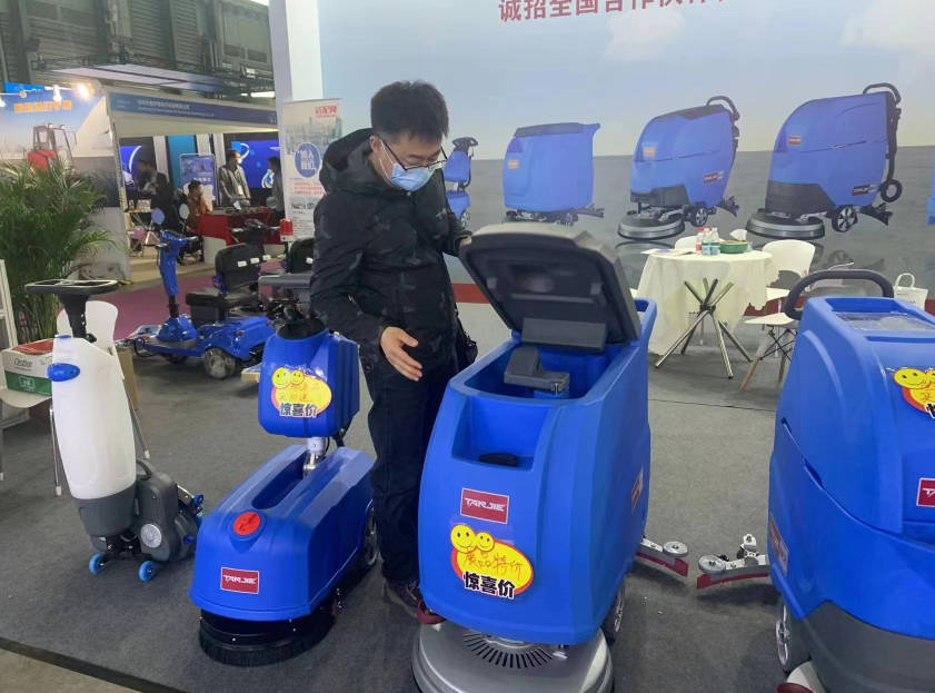 西青坦洁洗地机公司致力于电动洗地机的生产、销售和服务百家
